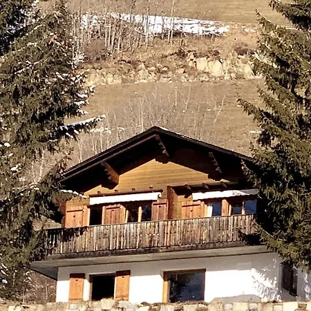 בקתה Cozy Mountain Retreat *