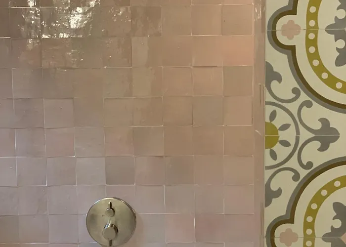 Chalet Cozy Mountain Retreat Sumvitg